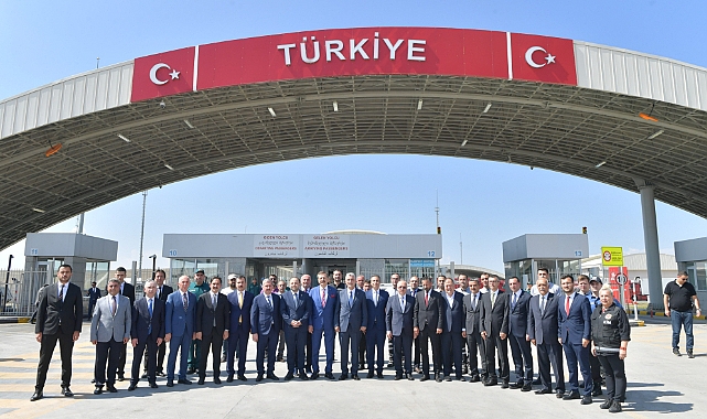 Başkan Özakalalın;"Modern sınır kapıları ülkemize prestij kazandırıyor"