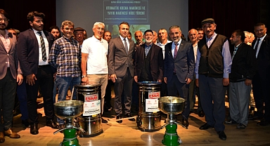 Çiftçilere otomatik krema ve süt sağım makinesi hibe edildi