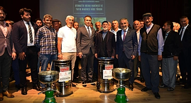 Çiftçilere otomatik krema ve süt sağım makinesi hibe edildi
