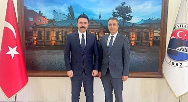 VALİ ÇİÇEK’E ARDAHANLI VALİ YARDIMCISINDAN ZİYARET