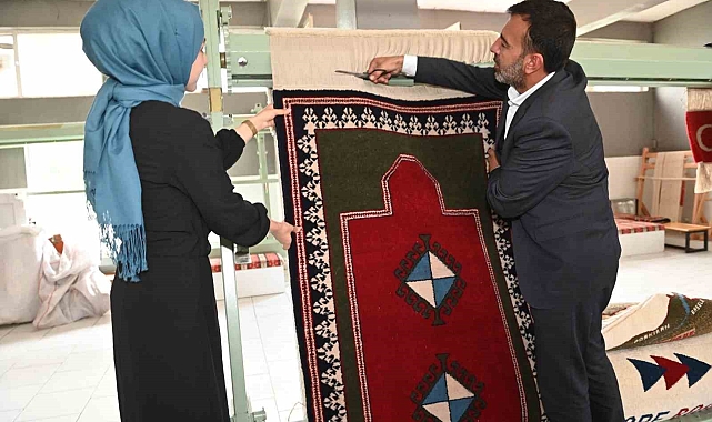 Kadınlar hayatı 'ilmek ilmek' kazanıyor