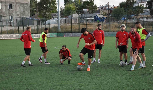Kars 36 Spor durmak bilmiyor