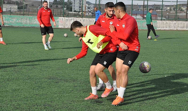 Kars 36 Spor'da Ziraat Türkiye Kupası hazırlıkları sürüyor