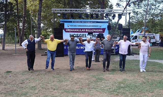 Kocaeli’ndeki Ardahanlılar piknikte buluştu