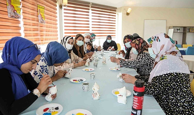 Lösemi hastaları seramik boyayıp moral depoladı
