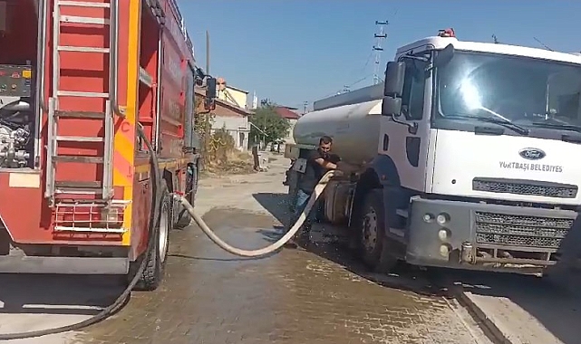 Ot yangını eve ve ahıra sıçramadan söndürüldü