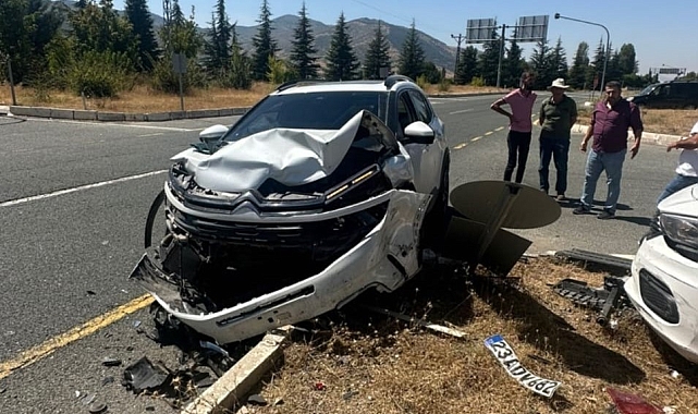 Trafik kazası: 2 yaralı