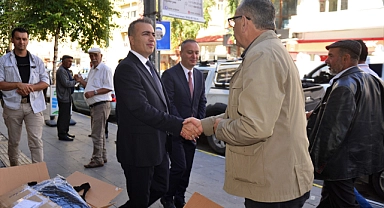 Vali Çiçek, esnafın taleplerini dinledi