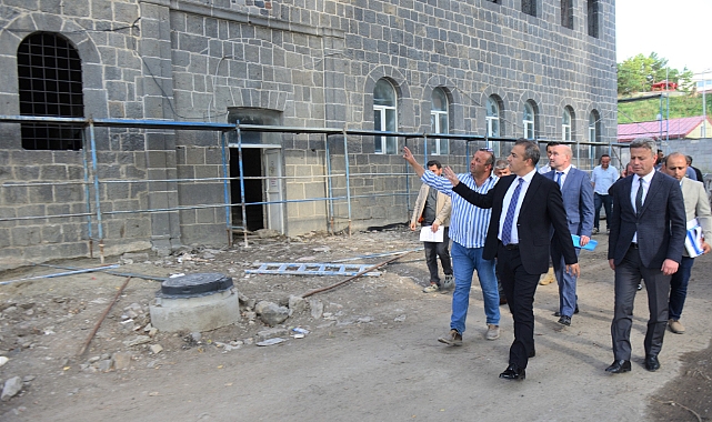 Vali Çiçek, Millet Bahçesi yapım sahasını denetledi