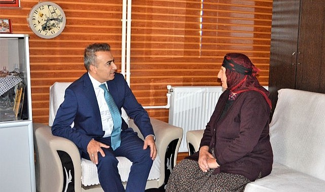 Vali Çiçek’ten şehit annesine ziyaret