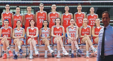 Vekil İncesu, filenin sultanlarını kutladı
