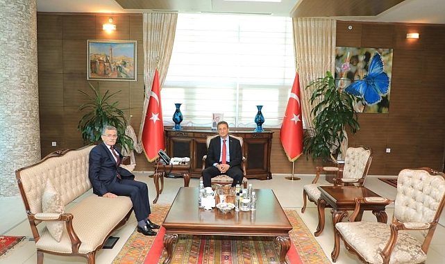 Yerel Gazeteciler Derneğinden Vali Karaömeroğlu'na ziyaret
