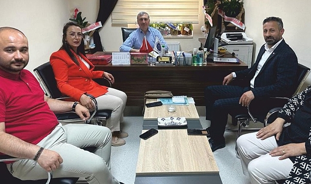Yol arkadaşlarından hayırlı olsun ziyareti