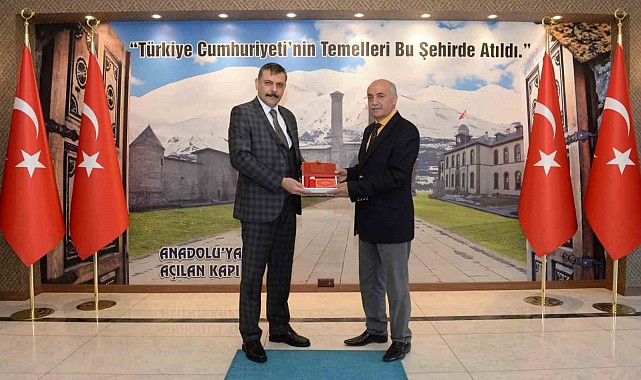 47 yıllık kamu görevinde 15 vali ile çalıştı