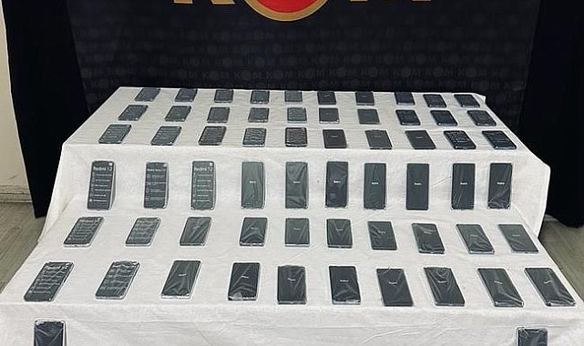 80 adet cep telefonu ele geçirildi