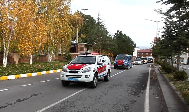 Ahlat'ta Cumhuriyet konvoyu oluşturuldu