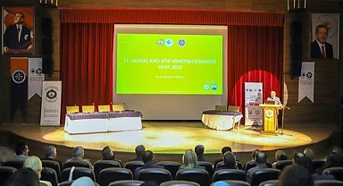 ARÜ’de katı atık yönetim kongresi düzenlendi
