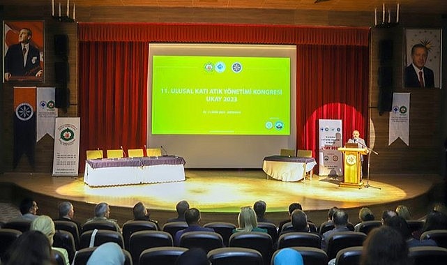 ARÜ’de katı atık yönetim kongresi düzenlendi