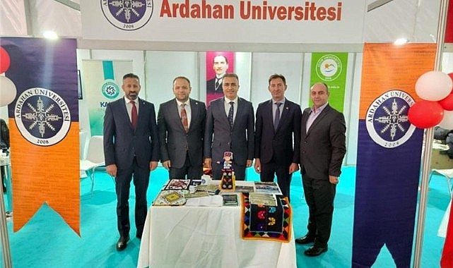 ARÜ tanıtım günlerinde stant açtı