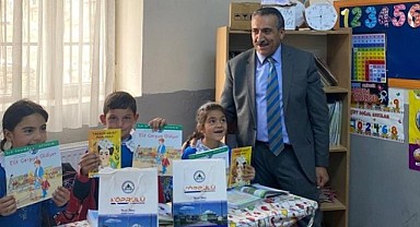 Başkan Akkoç, çocukları sevindirdi