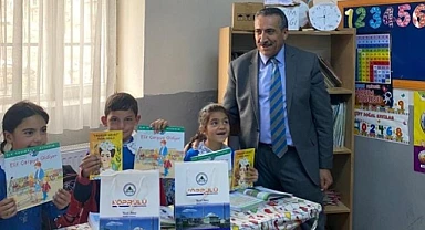Başkan Akkoç, çocukları sevindirdi