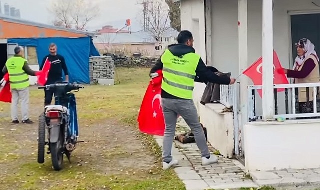 Başkan Demir, Ardahan’ı Türk bayrakları ile donattı