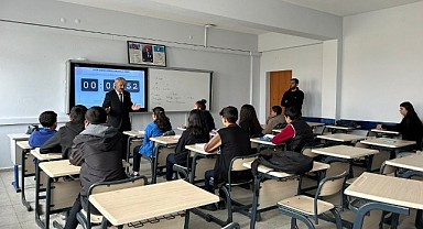 Başkan Gültekin’den okul ziyareti