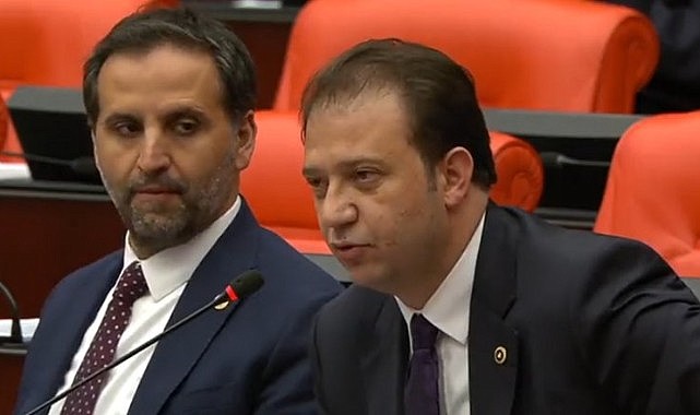 CHP'li Vekil Alp; Vatandaş çöpten yemek topluyor