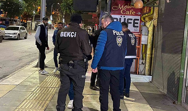 Elazığ polisinin şok uygulamaları sürüyor