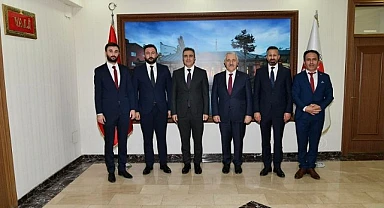 Eski Bakan Ahmet Arslan Ardahan’ı ziyaret etti