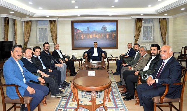 Eski mesai arkadaşları Vali Çiçek’i ziyaret etti