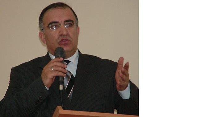 Eşkıya Çarşıya indi