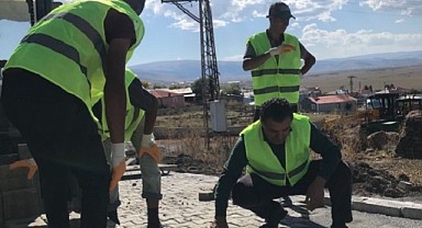 Faruk Demir, Komünist başkana mı özendi?