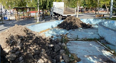 Havuz çocuk oyun parkına dönüştürülüyor