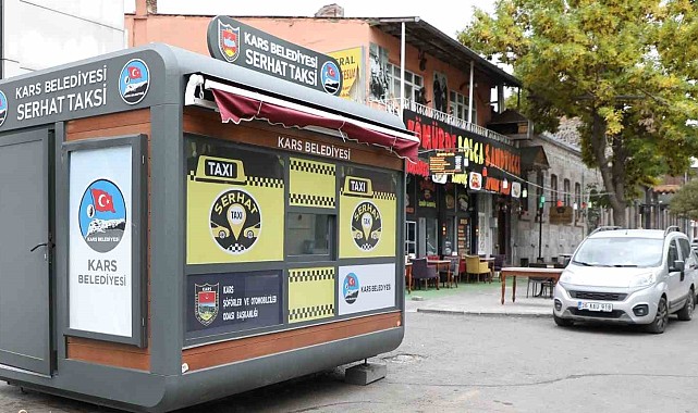 Kars'ta taksi durakları yenilendi