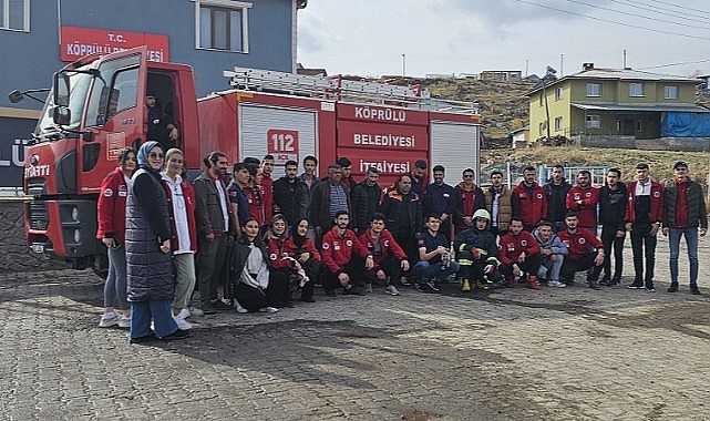 Köprülü belediyesinde öğrencilere yangın söndürme eğitimi verildi