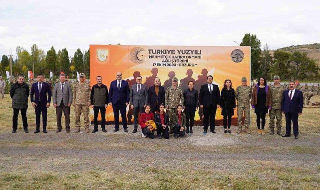 Mehmetçik Hatıra Ormanı'na ilk fidanlar dikildi