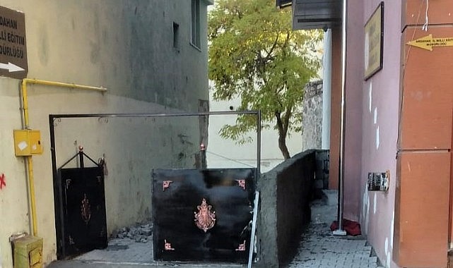 Milli Eğitim'de yangın tehlikesi