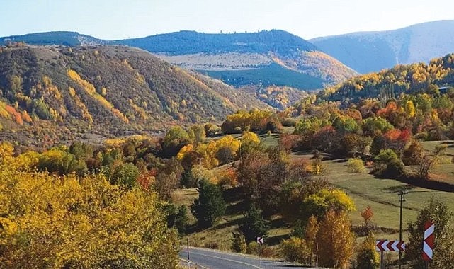 Posof'un sonbahar manzarası büyüledi