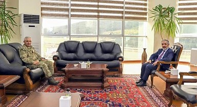 Tuğgeneral Cihanoğlu, ARÜ’yü ziyaret etti