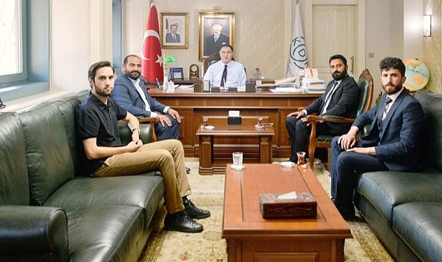 TÜGVA il temsilcisi Osman Yıldız, Şeref Malkoç'la görüştü