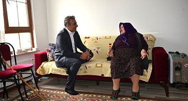 Vali Çiçek’ten “yaşlılar günü” ziyareti