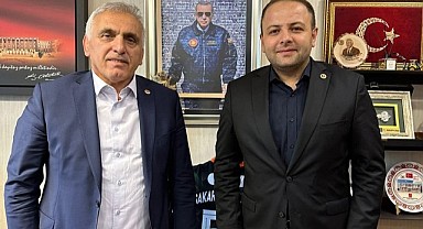 Vekil Koç, yerel seçimler için kolları sıvadı