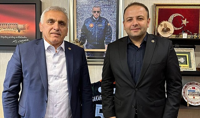 Vekil Koç, yerel seçimler için kolları sıvadı