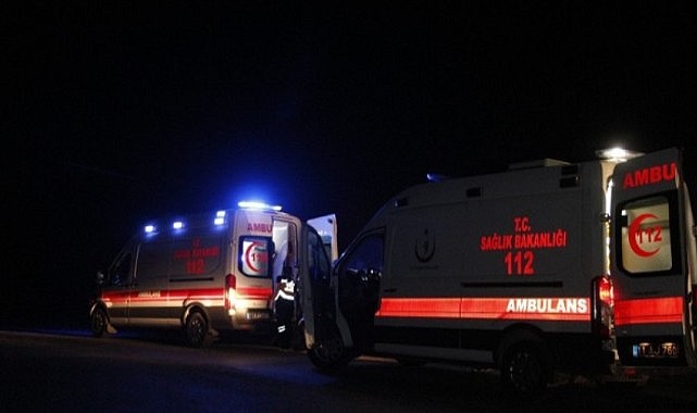 Ardahan’dan giden ambulans Oltu’da kaza yaptı