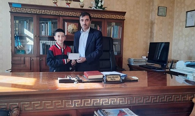 Ardahanlı berat ödülünü Filistin'e bağışladı