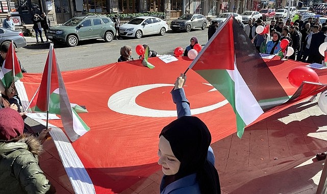 Ardahanlı gençler İsrail’i protesto etti