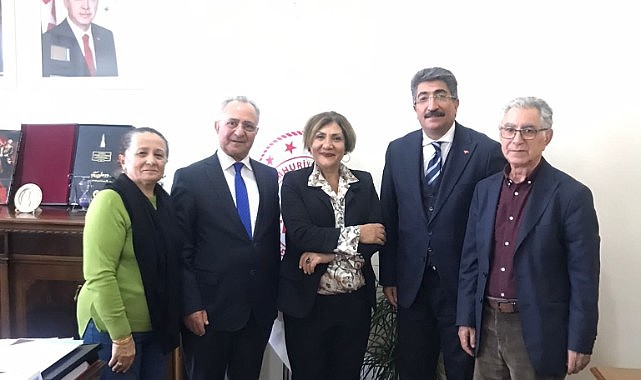 Ardahanlı yazarlardan Müdür Uğur Dede’ye ziyaret