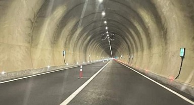 Aşık Şenlik Tüneli tek yönlü trafiğe açıldı