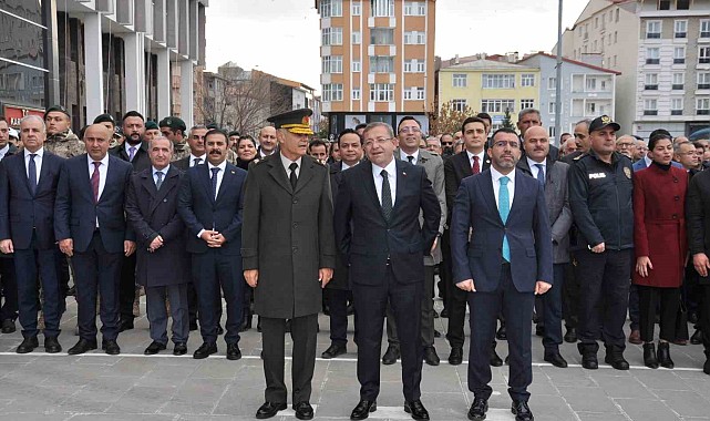 Atatürk ölümünün 85. yıldönümünde Kars'ta anıldı